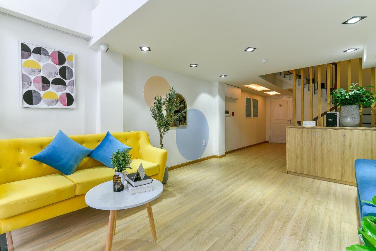 Cozrum Homes Aurora House Хошимин Екстериор снимка
